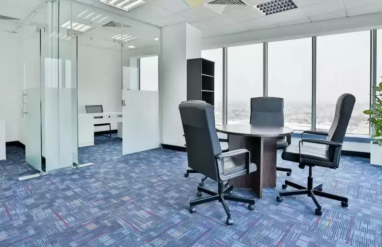 Commercial Propriété prête F / F Bureau  a louer au Al-Sadd , Doha #9008 - 1  image 